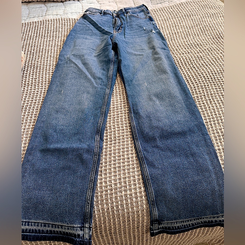 Ultra high-Rise Dad Jean